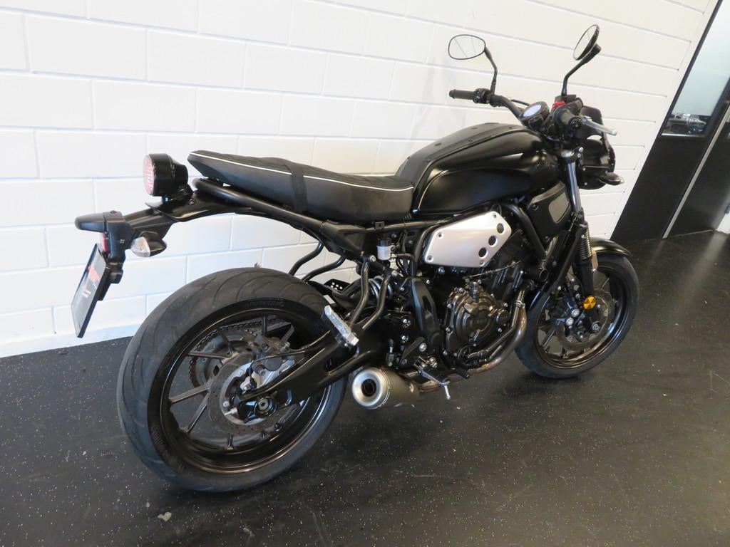 Yamaha XSR 700 ABS BLACK-EDITION! - foto 3