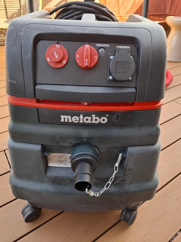 Bouwstofzuiger Metabo, Zo goed als nieuw, Waterstofzuiger, 1200 tot 1600 watt, Ophalen