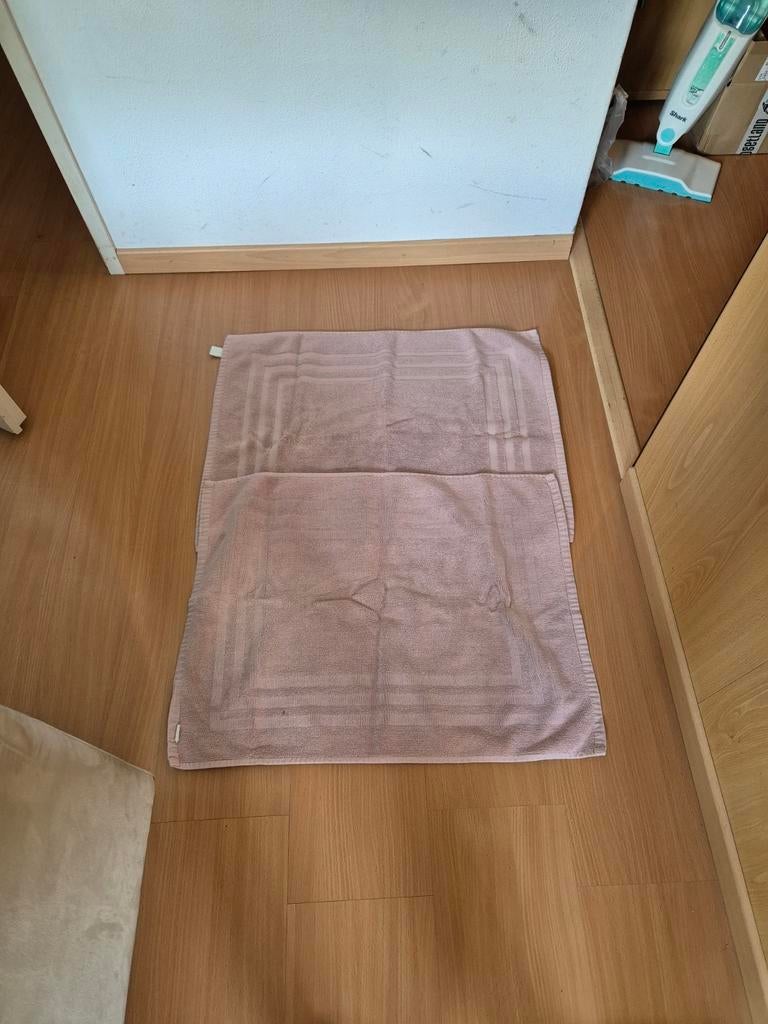 Roze badmat/hadoekjes, Ophalen of Verzenden, Roze