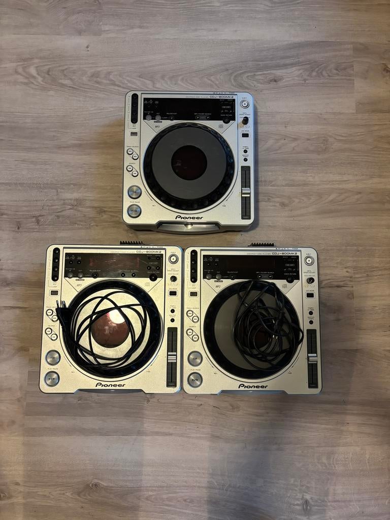 3 Pioneer CDJ 800MK2’s (1 defecte voor reserve onderdelen), Muziek en Instrumenten, Ophalen, Gebruikt, Dj-set, Pioneer