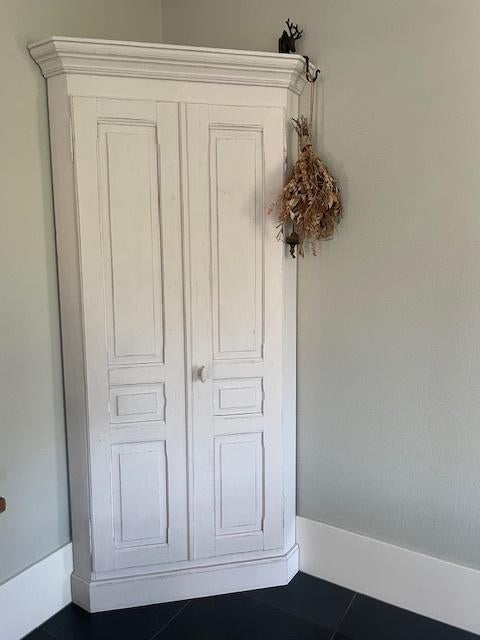 Hoekkast, Ophalen, 100 tot 150 cm, 200 cm of meer, Grenenhout