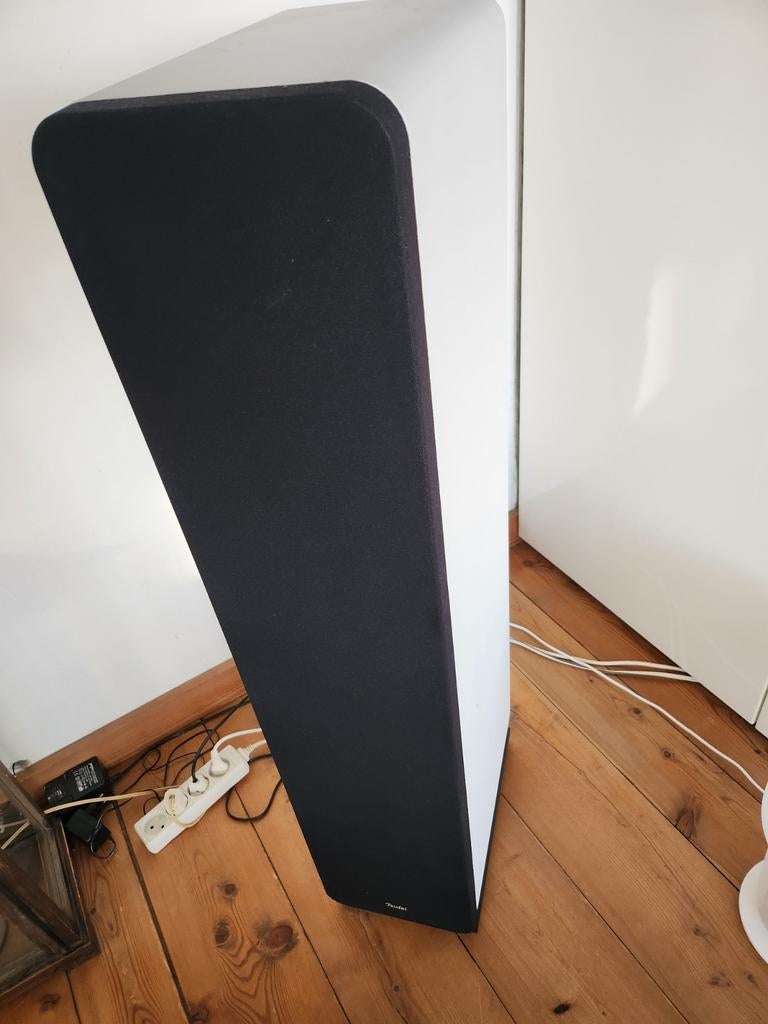 2 Teufel luidsprekers wit/zwart, 215x1060x344mm, 4-8 Ohm, Ophalen of Verzenden, Gebruikt, Front, Rear of Stereo speakers, Overige merken