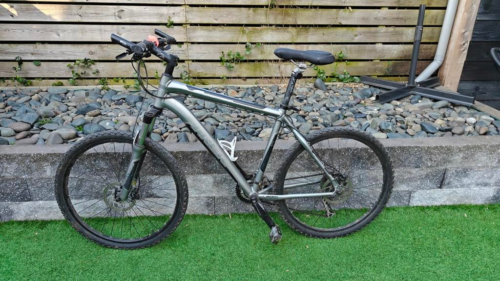 Trek Mountainbike - Perfect voor avontuurlijke ritten, Fietsen en Brommers, Fietsen | Mountainbikes en ATB, Ophalen, Gebruikt