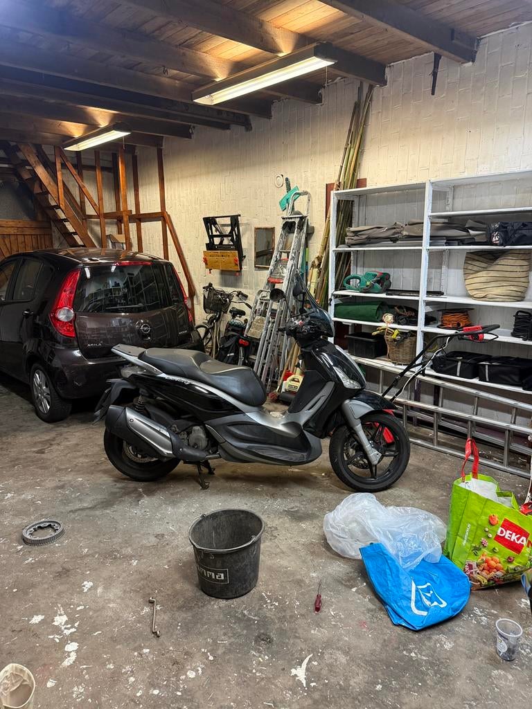 Piaggio beverly 350 A1, Ophalen of Verzenden, Zo goed als nieuw, Benzine, Overige modellen