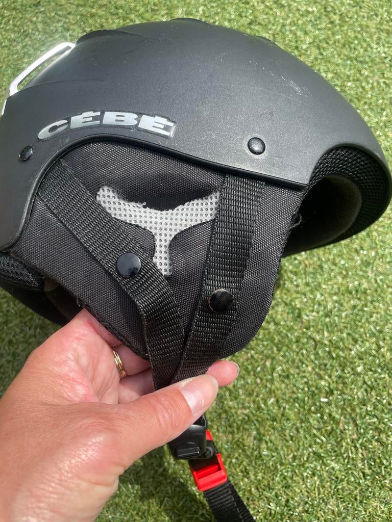 Cebe skihelm kind - Zwart, Overige merken, Gebruikt, Overige typen, Ophalen of Verzenden