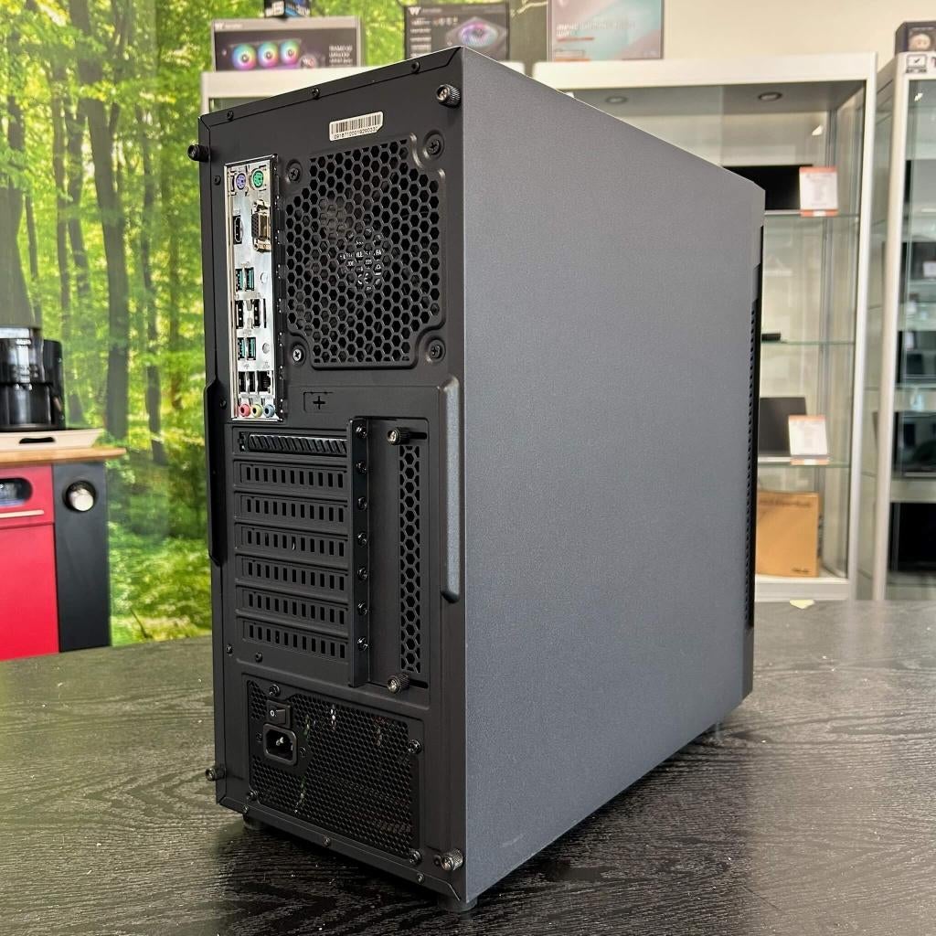 Custom Build PC – Intel Core i7-9700K – 32GB RAM – 1TB SSD