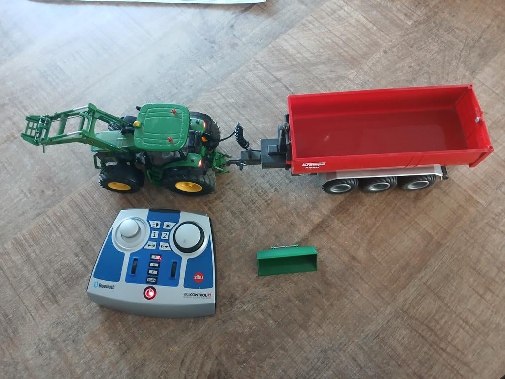 Siku Control 1:32 Tractor met Aanhanger (Afstandsbediening), Ophalen of Verzenden, Gebruikt, Afstandsbediening