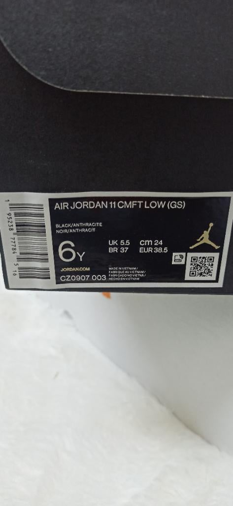 Air Jordan 11 dames schoenen Mat 38,5, Nike Air Jordan, Zwart, Ophalen of Verzenden, Sneakers of Gympen