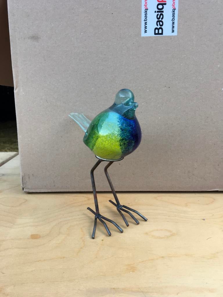Glazen vogel op metalen poten, decoratief beeldje, Antiek en Kunst, Ophalen of Verzenden