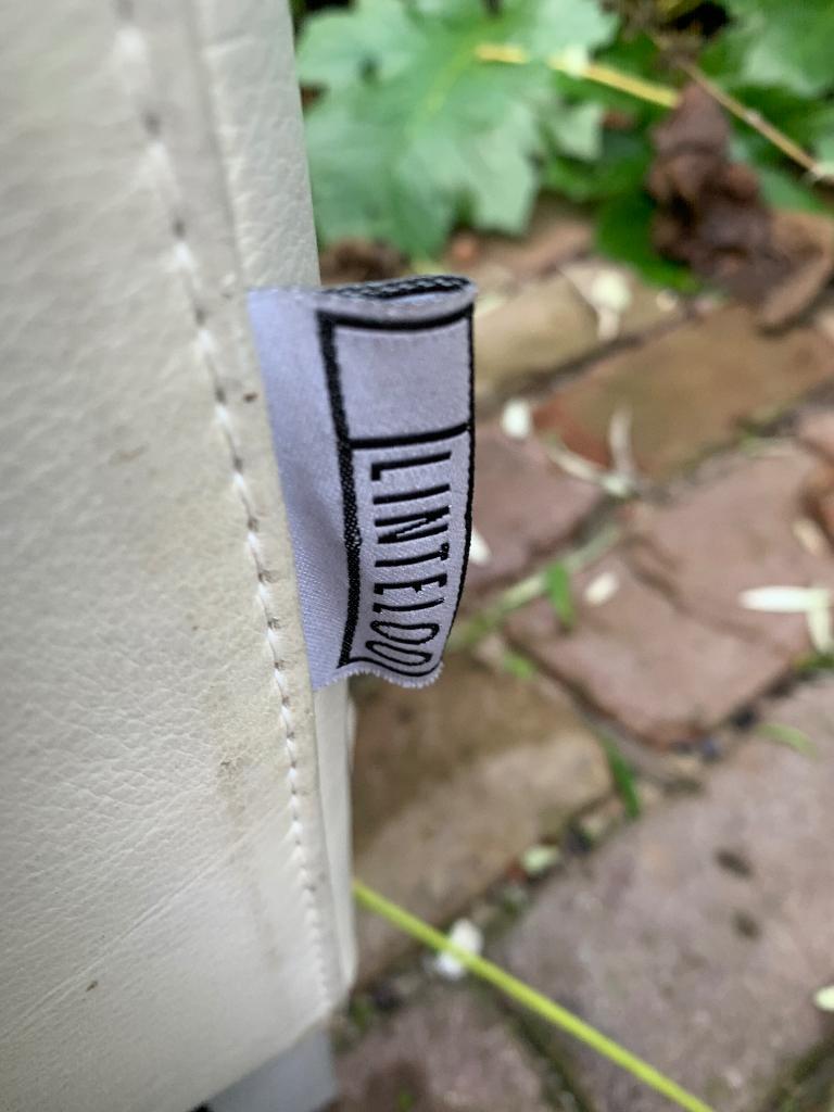 Linteloo Hocker Wit leer nieuwstaat, Ophalen, Dutch Design Klassiek Loungen, 75 tot 100 cm, Zo goed als nieuw