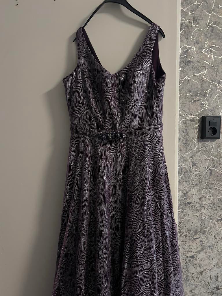 Galajurk, abiye , feest jurk, dames kleding, Kleding | Dames, Jurken, Paars, Maat 42/44 (L), Nieuw, Ophalen of Verzenden