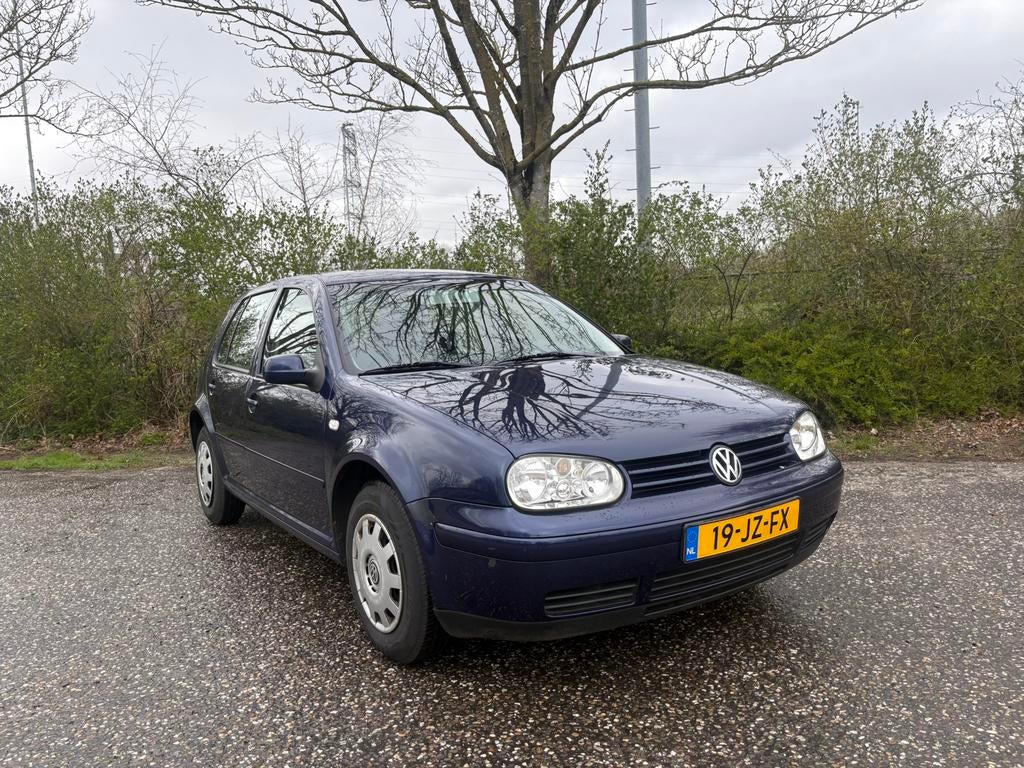 Volkswagen Golf 1.6 77KW 2002 Blauw, Voorwielaandrijving, 1145 kg, 4 cilinders, Blauw