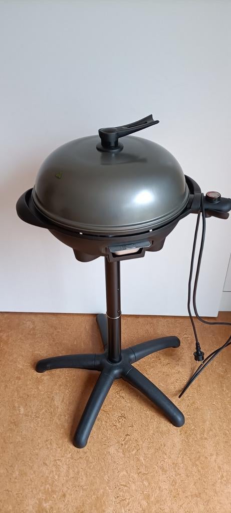 Electrische BBQ op voet/ kan ook als tafel BBQ., Ophalen, Nieuw