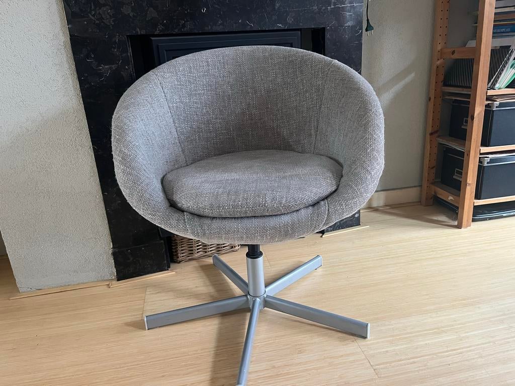 Ronde fauteuil / kuipstoel, Ophalen, Minder dan 75 cm, Zo goed als nieuw, Stof