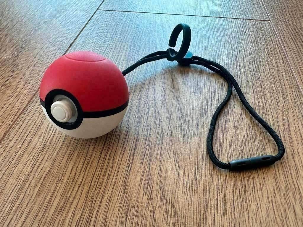 Pokéball Plus Controller Nintendo Switch Nette Staat, Avontuur en Actie, 1 speler, Ophalen of Verzenden, Zo goed als nieuw