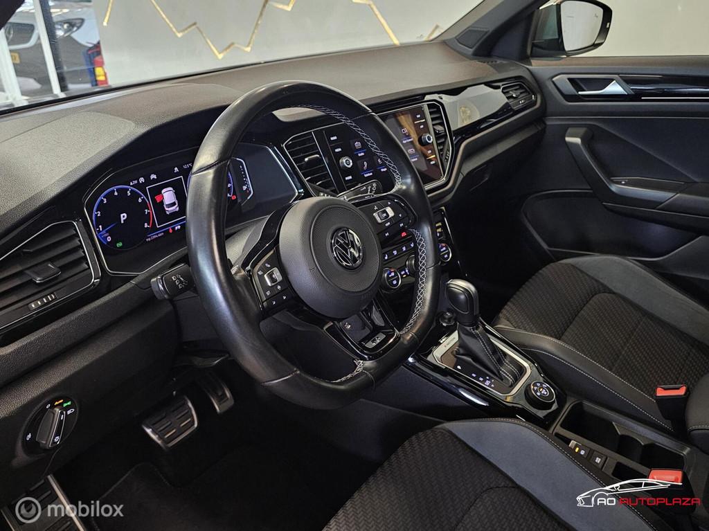 Volkswagen T-Roc 2.0 TSI 4Motion R Panorama/Akrapovic/ACC, Automaat, Zwart, 4 cilinders, 1984 cc