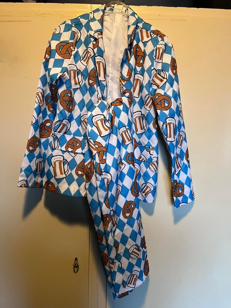 Carnaval oktoberfest pak + stropdas  - Maat S, Kleding | Heren, Carnavalskleding en Feestkleding, Carnaval, Ophalen of Verzenden