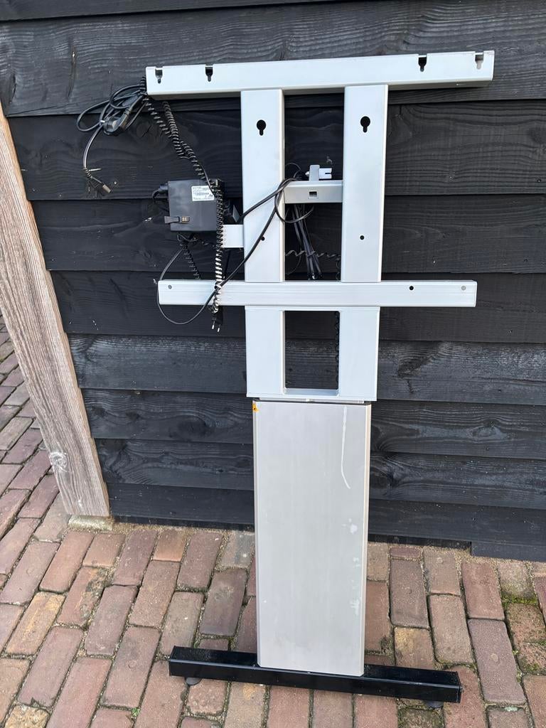 TV lift, Audio, Tv en Foto, Televisiebeugels, Ophalen, Zo goed als nieuw