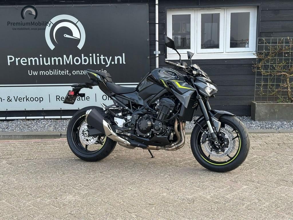 KAWASAKI Z900E ABS 35KW / A2 (BJ 2025 / 0 KM)