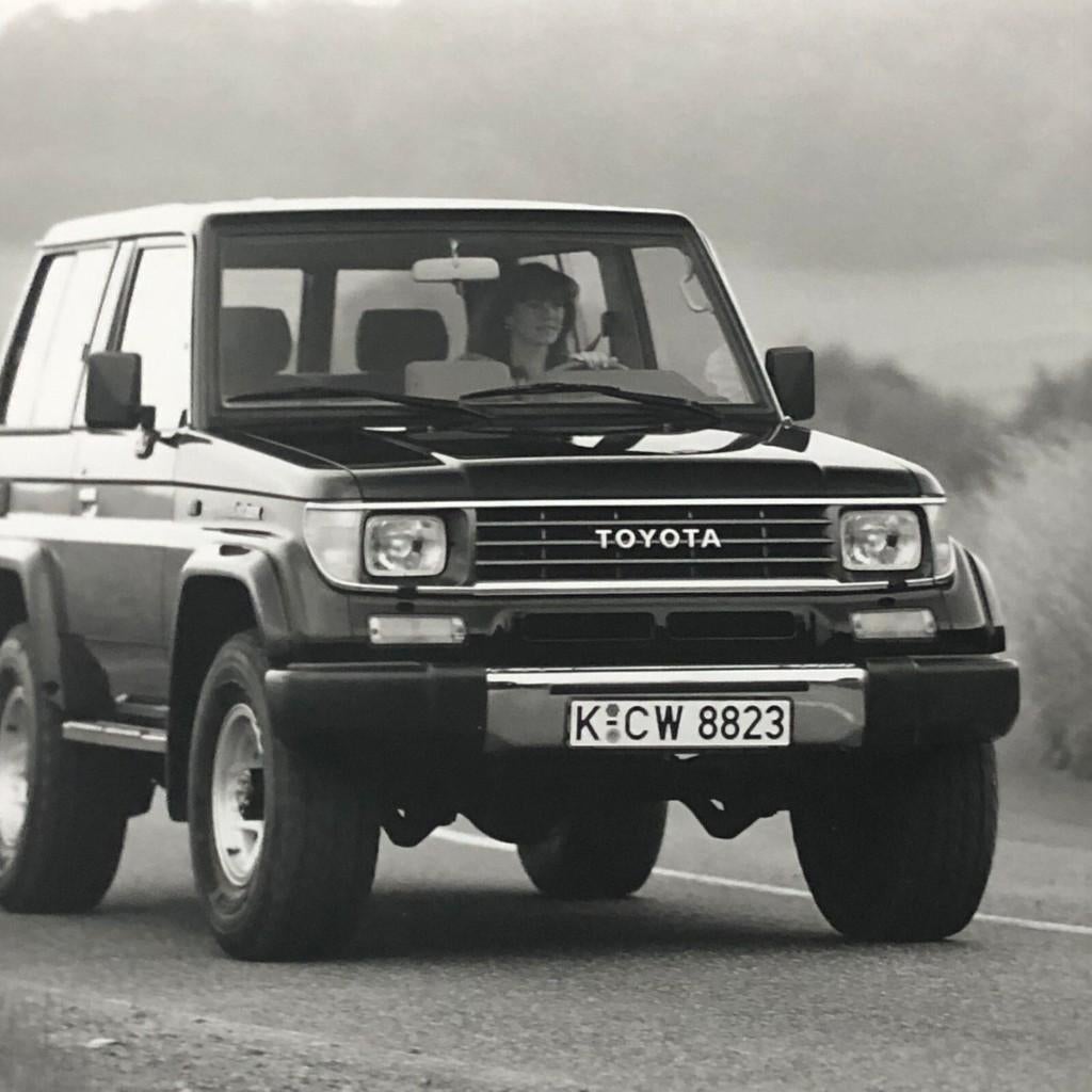 Voorbumper Toyota Landcruiser Prado KZJ70 73 LJ70 73 RJ70 78, Voor, Nieuw, Ophalen of Verzenden, Toyota