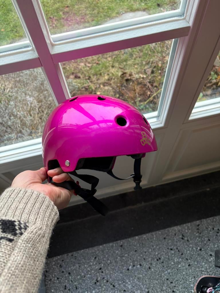 ** Triple Eight ** helm skateboard skeeler rolschaats xs/s, Sport en Fitness, Skateboarden, Ophalen of Verzenden, Nieuw, Bescherming