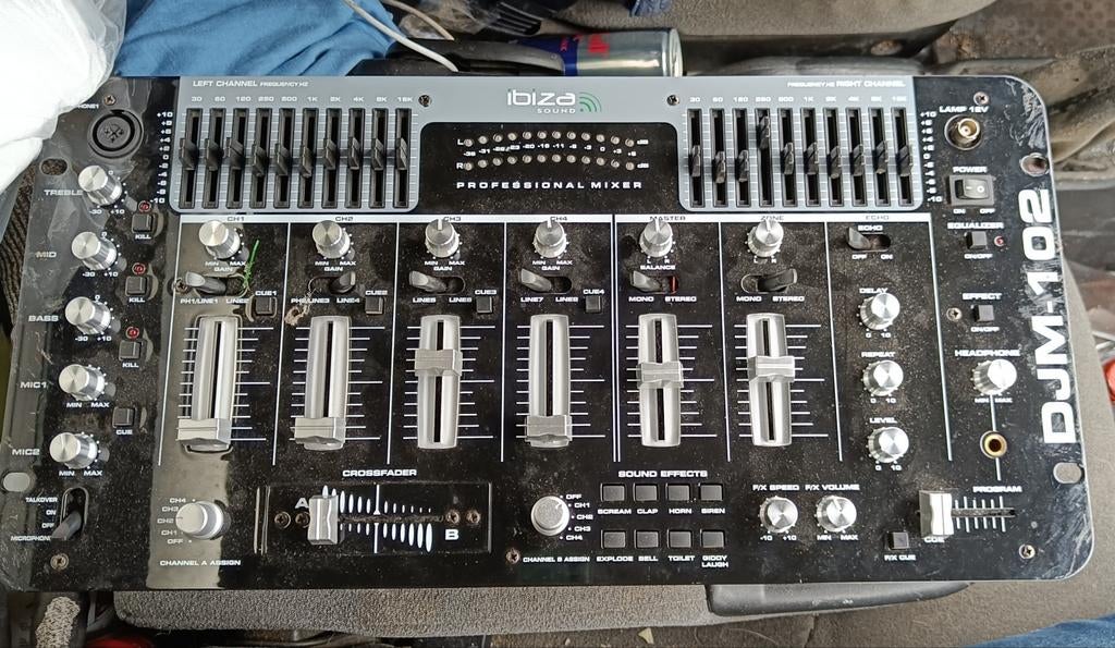 Ibiza Sound DJM102 DJ Mixer - Gebruikt, Ophalen of Verzenden, Gebruikt, Minder dan 5 kanalen, Microfooningang