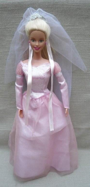 Vintage Barbie met roze bruidsjapon en sluier (ca. 1998), Ophalen of Verzenden, Gebruikt, Pop