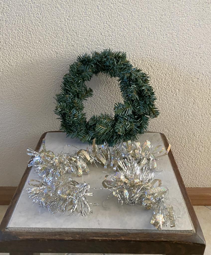 Kerstdecoratie, Kerstkrans, kaarsenring, slingers, tak e.a., Ophalen of Verzenden, Zo goed als nieuw