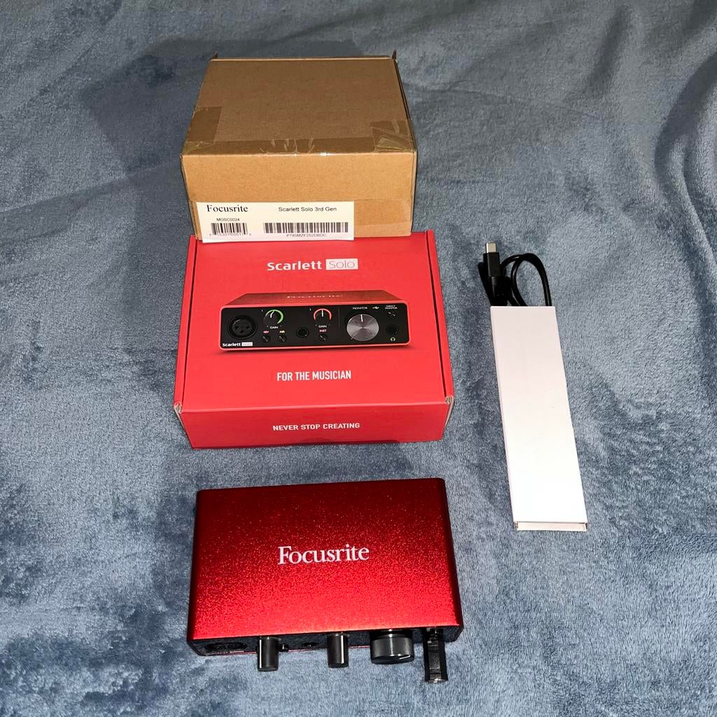 Focusrite Scarlett Solo 3rd Gen Audio Interface, Ophalen of Verzenden, Zo goed als nieuw, Studiomicrofoon