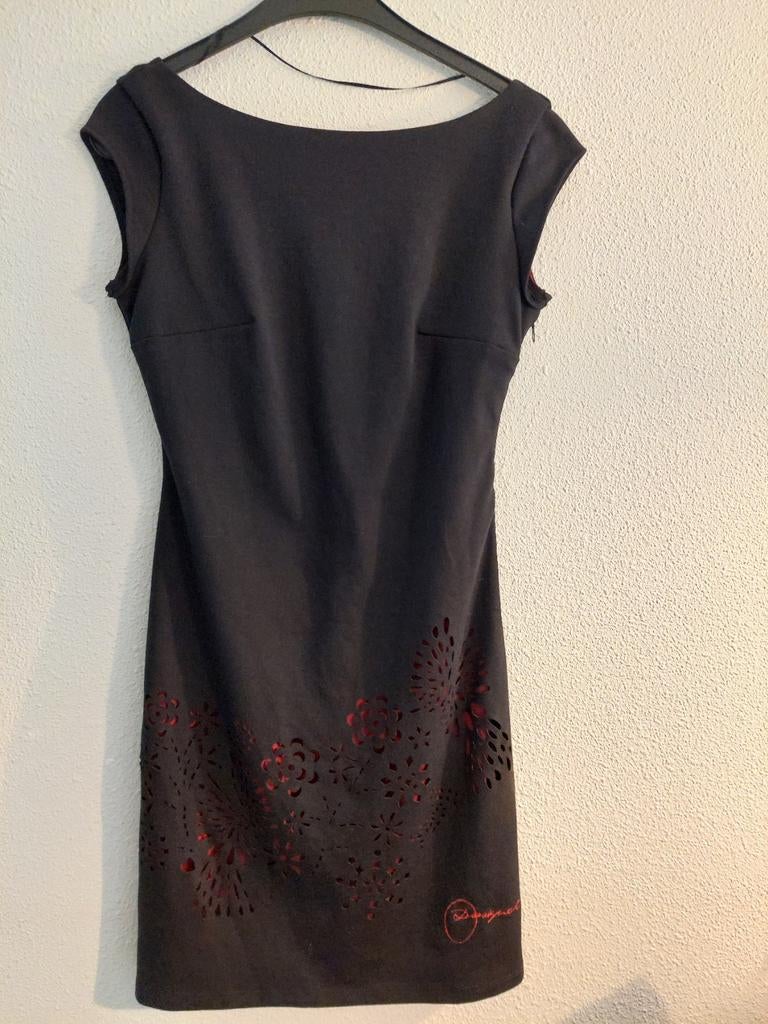 CocktailJurk kniel.86cm Most Wanted S zwart+rood 3xGedragen., Zwart, Ophalen of Verzenden, Zo goed als nieuw, Most Wanted