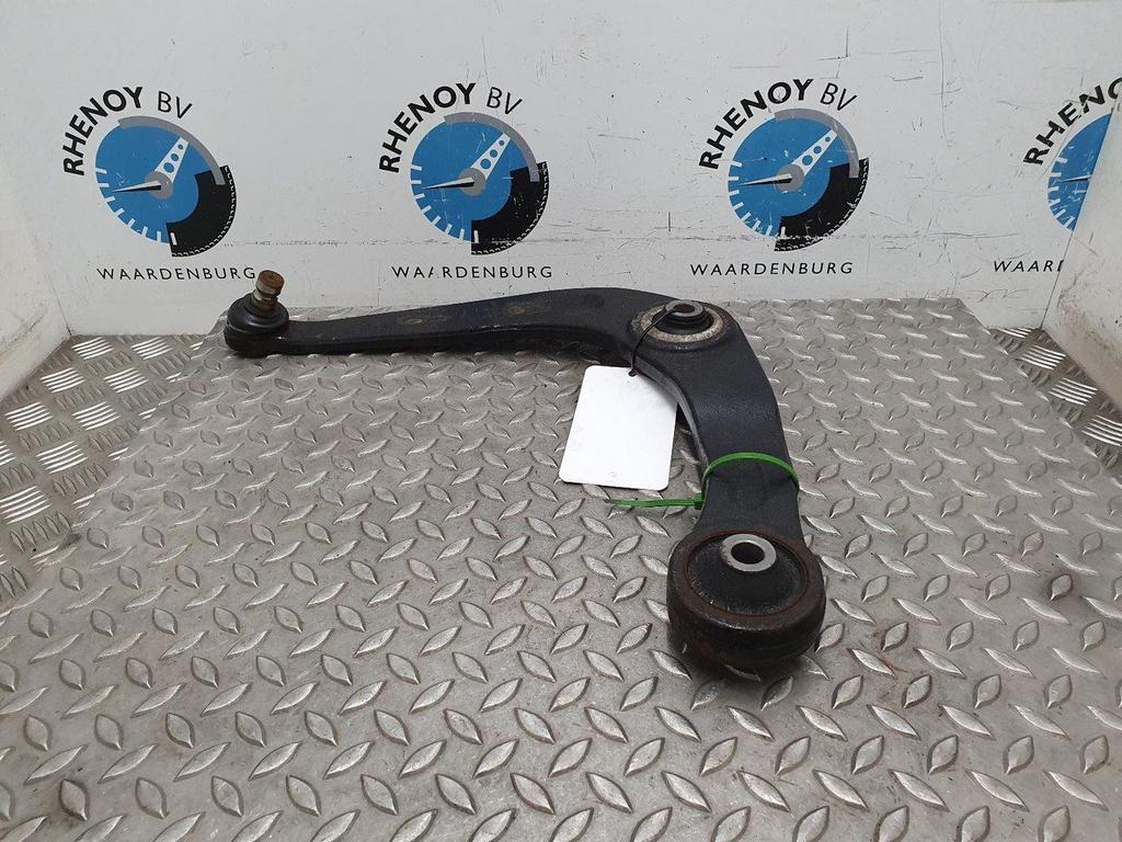 PEUGEOT 206 1.1 Access Lite  DRAAGARM ONDER LV 2012, Gebruikt, -, -, Ophalen of Verzenden