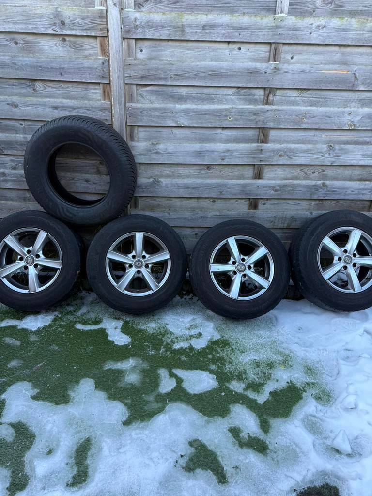 215 70 R16, Ophalen, Kia, Bumper