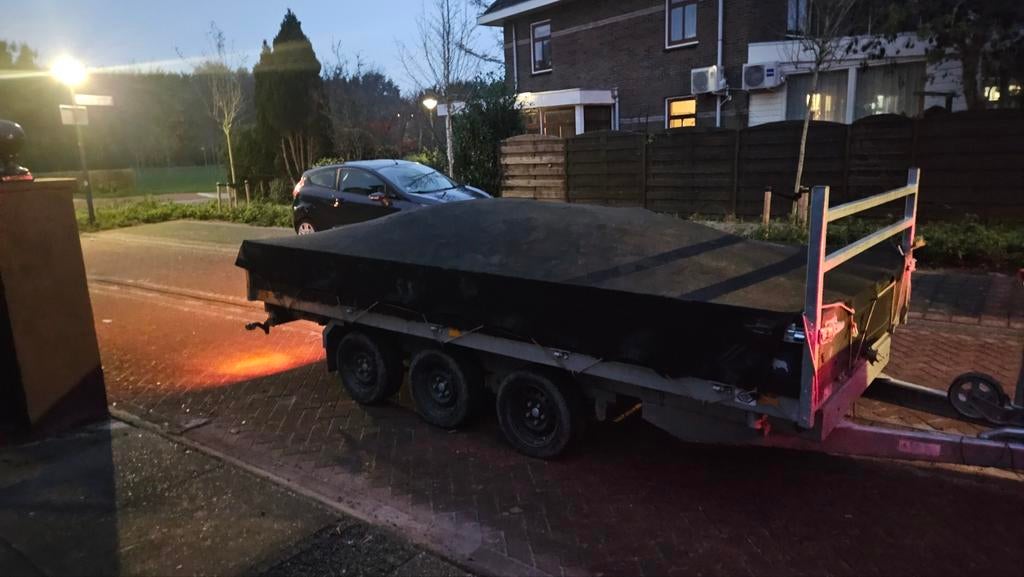 Tuin aanleg/Graafwerkzaamheden/Transport/Stratenmaker