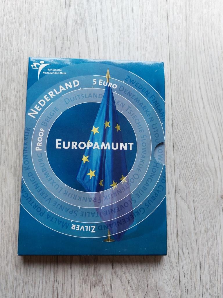 Europamunt Nederland zilveren 5 euro, Ophalen of Verzenden, Euro's, Setje