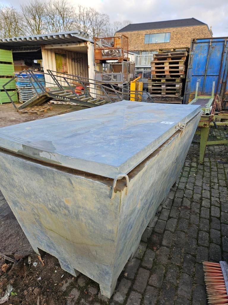 Bouwwaterput XXL, Ophalen, Gebruikt, ., .