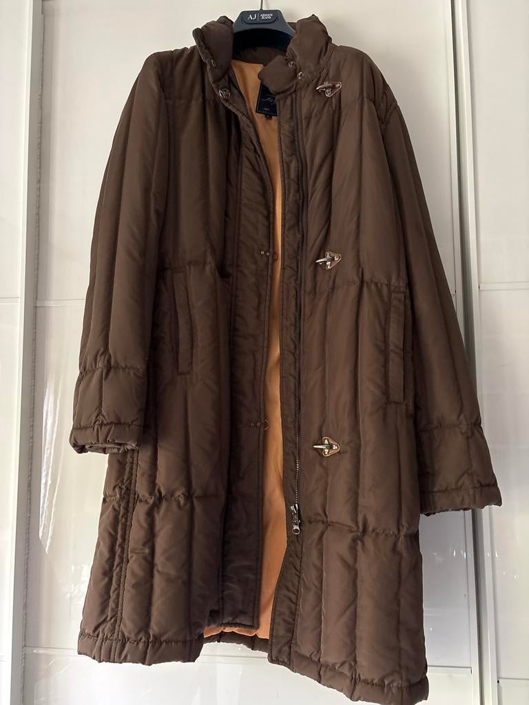 Prachtige bruine donsjas van het merk FAY, Kleding | Dames, Jassen | Winter, Zo goed als nieuw, Maat 38/40 (M), Bruin, Ophalen of Verzenden