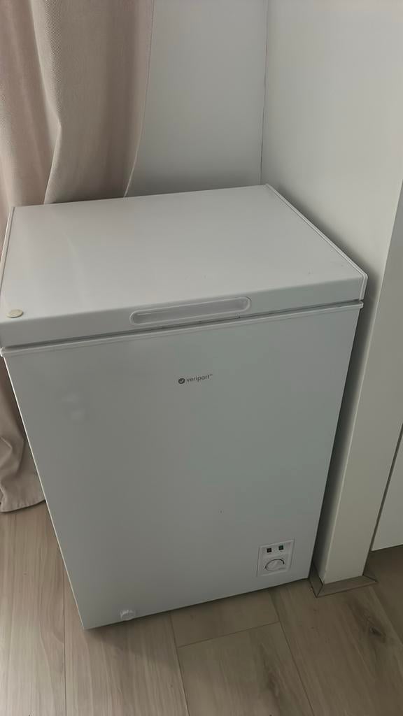 Vriezer 1 jaar oud, Witgoed en Apparatuur, Vriezers en Diepvrieskisten, Ophalen, Zo goed als nieuw, Minder dan 60 cm, 160 cm of meer