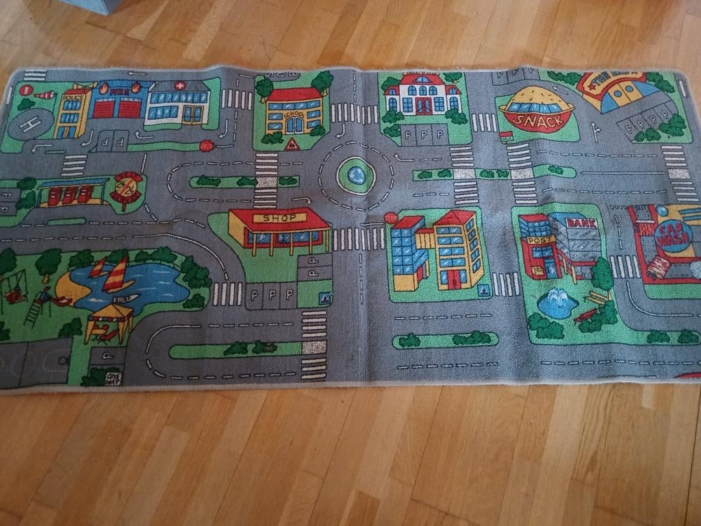 mooi groot speelkleed met straten en gebouwen, Ophalen of Verzenden, Zo goed als nieuw