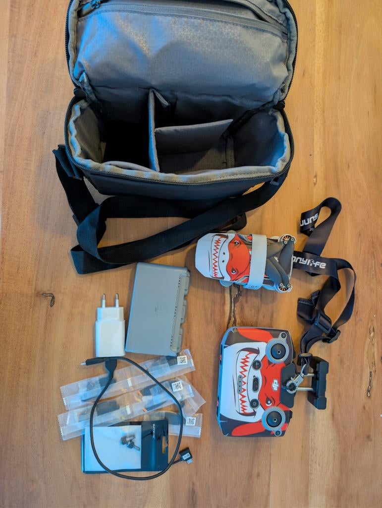 DJI Mini 2 Bundle, Ophalen, Cameradrone, 5 tot 10 kilometer, 15 tot 30 minuten