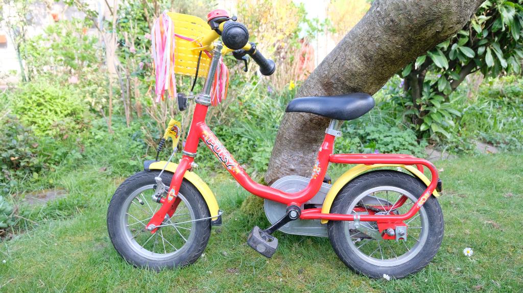 Puky 12 inch fiets – rood/geel, Ophalen, Zijwieltjes, Gebruikt, Puky