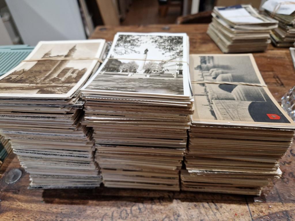 Ansichtkaarten Maastricht 1107 stuks, Ophalen of Verzenden, Limburg