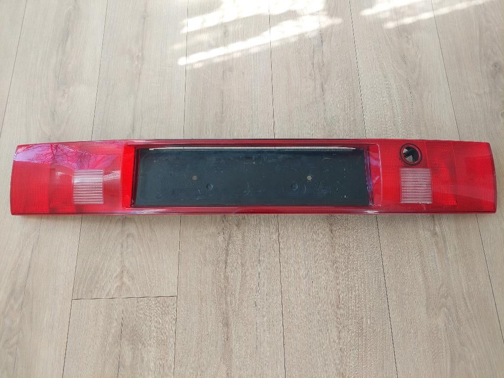 Achterlichtstrip midden Audi 80 B3 B4 Cabrio 8G7 8G0945225, Auto-onderdelen, Verlichting, Audi, Verzenden