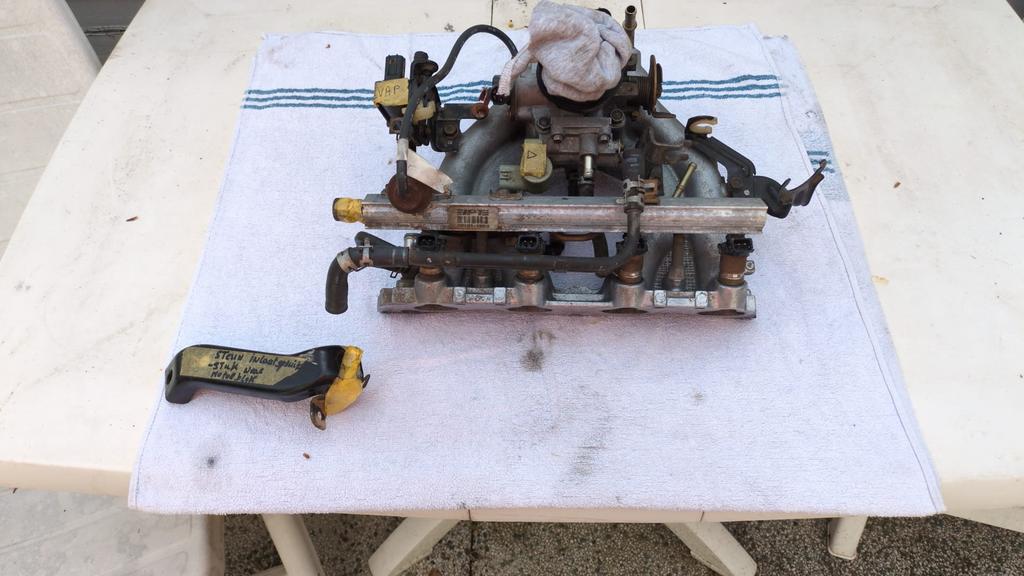 Inlaatspruitstuk D16Y7 motor, Ophalen of Verzenden, Gebruikt, Honda