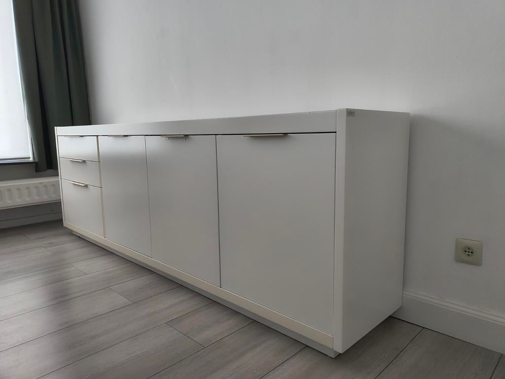 Mooie Witte dressoir kast, Ophalen, Zo goed als nieuw, 25 tot 50 cm