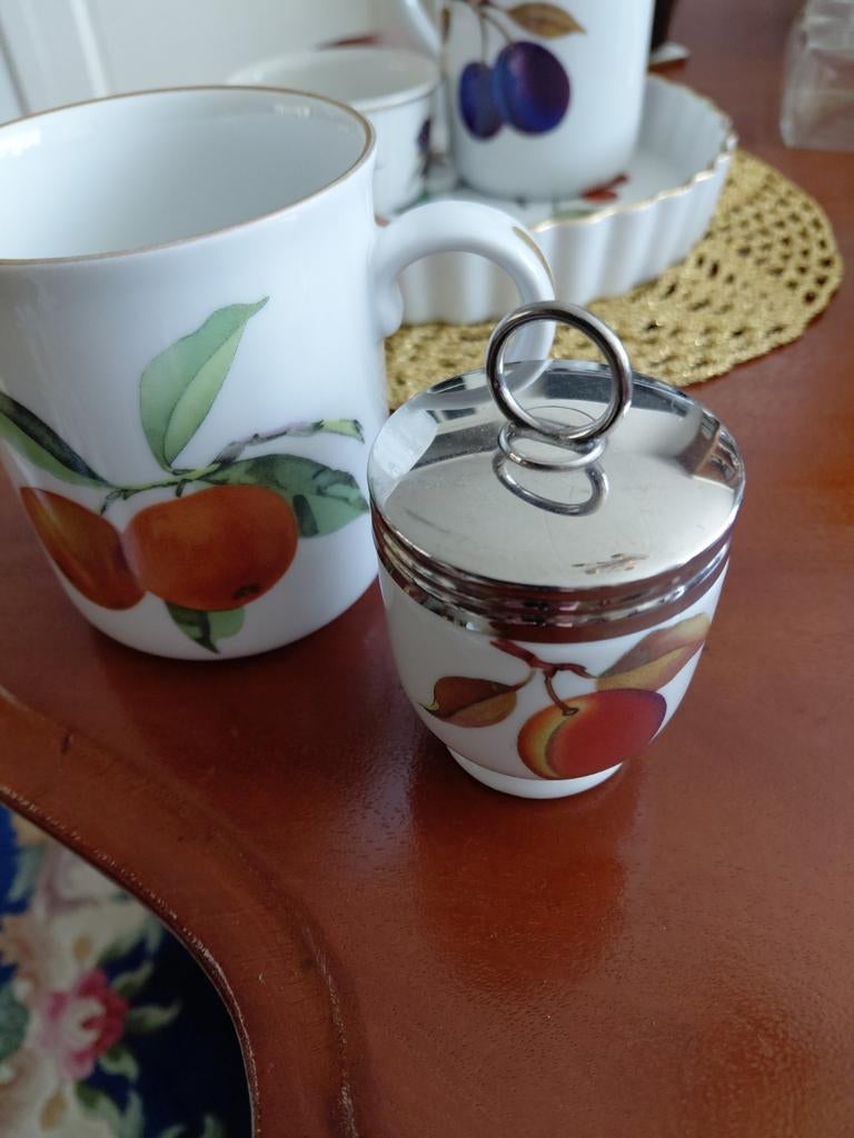 Royal Worcester serviesonderdelen model Evesham, Ophalen of Verzenden, Zo goed als nieuw, Porselein, Overige typen