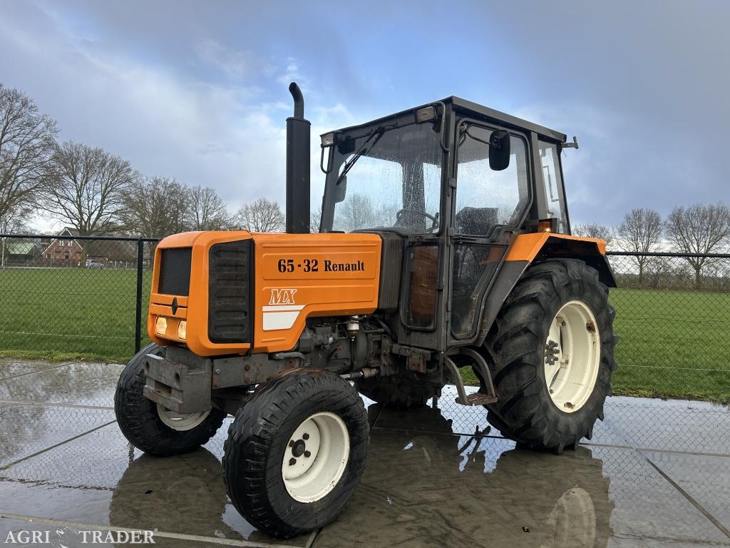 Zeer nette Renault mx65-32 met voorlader (MARGE), Gebruikt, Renault, 2500 tot 5000, Ophalen of Verzenden