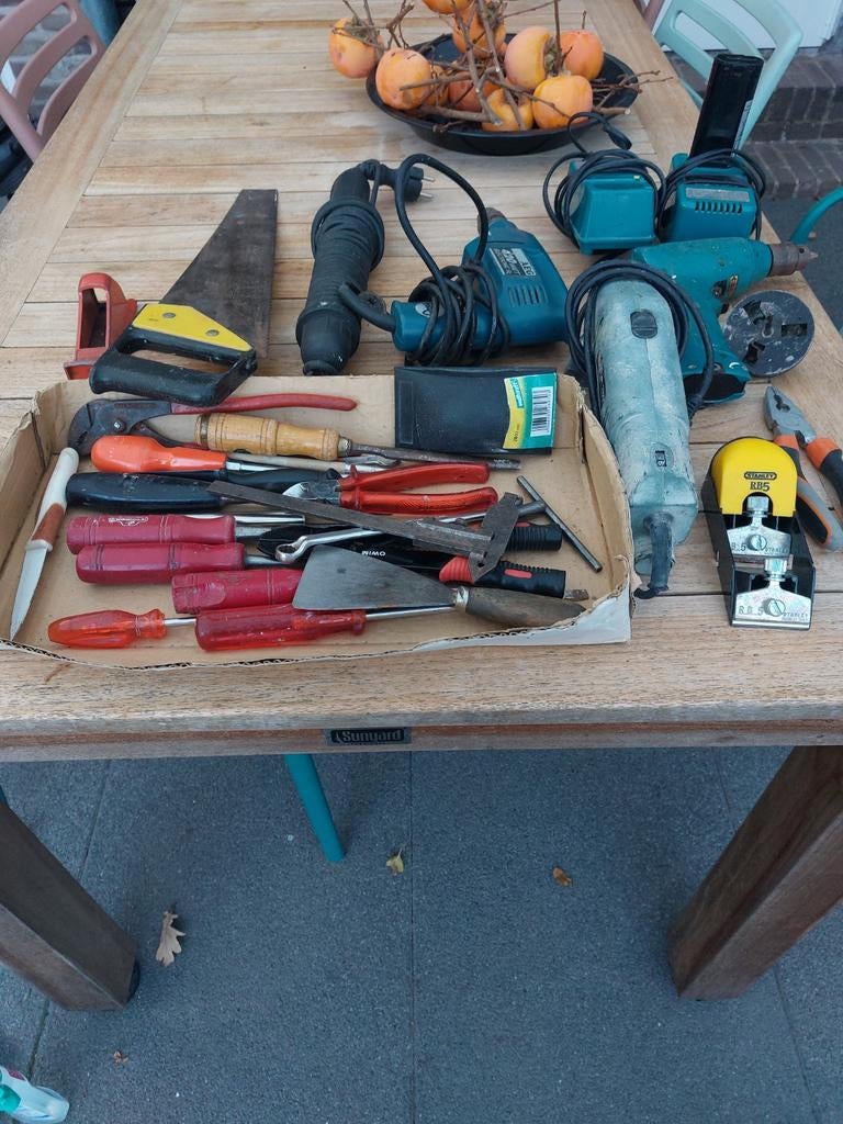 Gereedschap., Ophalen