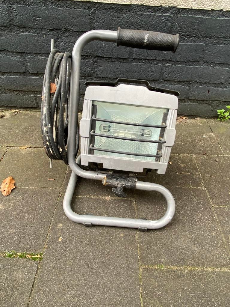 Bouwlamp ELRO HL640SA, Ophalen of Verzenden, Gebruikt, 200 tot 500 watt, Lamp met armatuur
