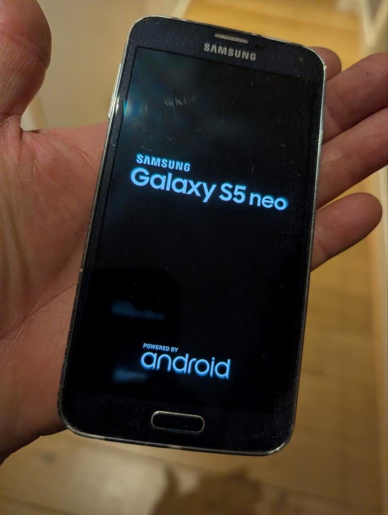 Samsung Galaxy S5 Neo - Zwart - 16GB, Telecommunicatie, Mobiele telefoons | Samsung, Gebruikt, Zwart, Ophalen of Verzenden, Galaxy S2 t/m S9