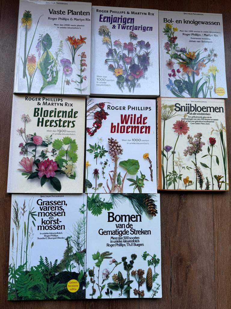 8 x Spectrum natuurgids, Boeken, Ophalen, Zo goed als nieuw, Bloemen, Planten en Bomen